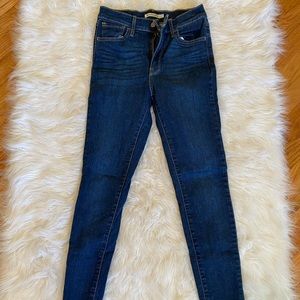 Levi’s Super Skinny Jeans